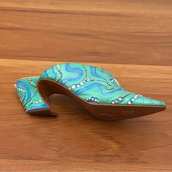 2002 RAINE Just the Right Shoe Enchanted Miniature Ceramic Heel Shoe Figurine - Picture 6 of 15